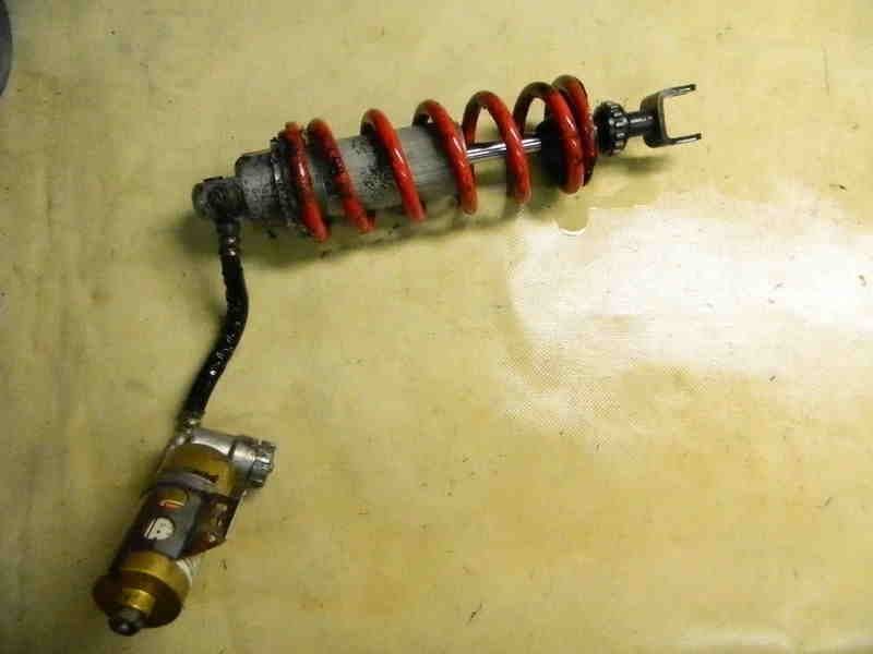 Rear suspension very bouncy Custom Fighters Custom Streetfighter