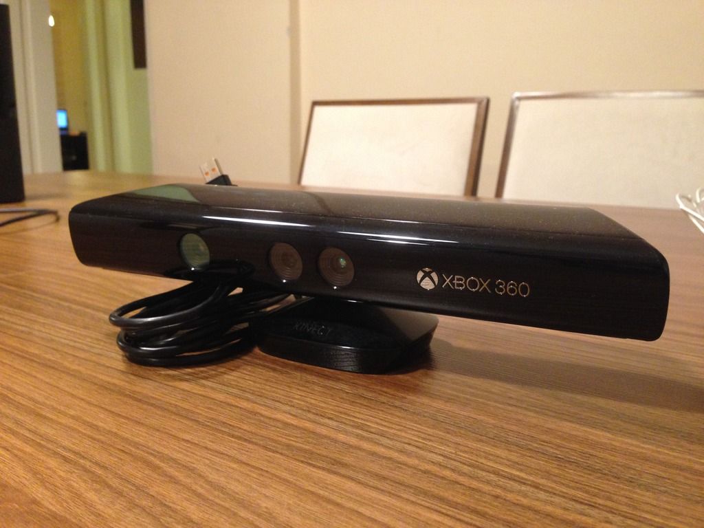  Satılık Kinect + 2 adet oyun