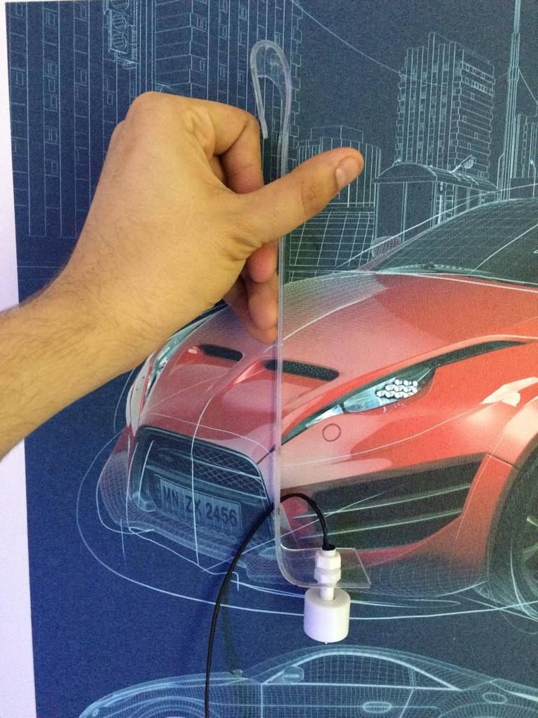 Super easy DIY float switch bracket! REEF2REEF Saltwater and Reef