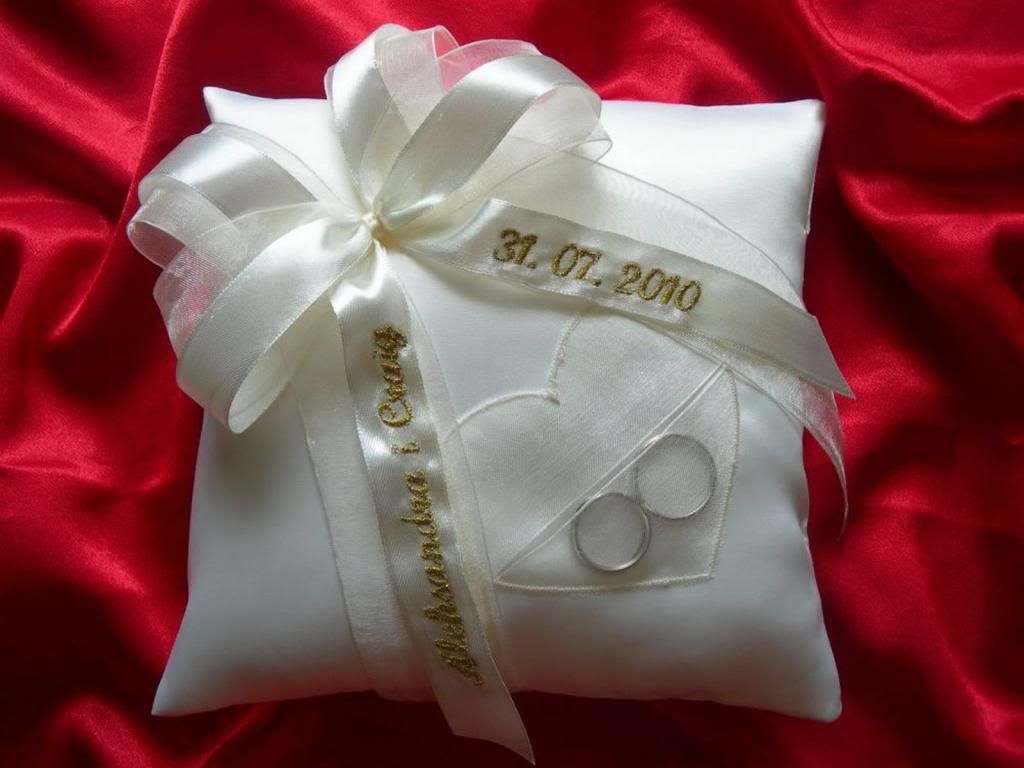 Ivory wedding ring cushion uk