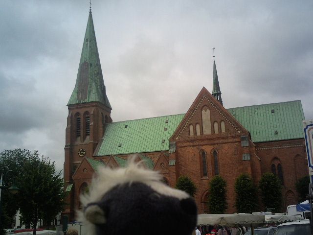 http://i1296.photobucket.com/albums/ag7/Achims/14-07-13%20Meldorf/Foto5360_zpsfe6dad92.jpg
