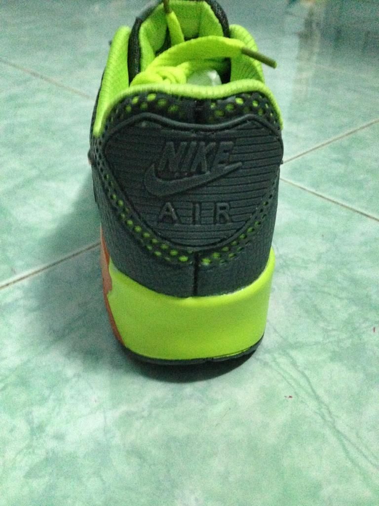 Chuyên bán các loại giày Nike, reebok, timberland,... chính hãng 100% - 2